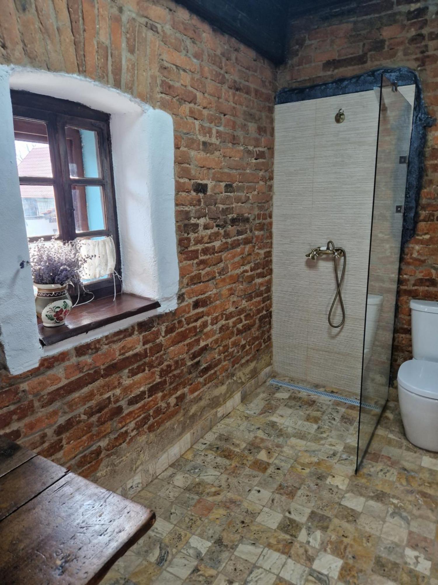 Casa Huber Hotel Karcfalva Szoba fotó